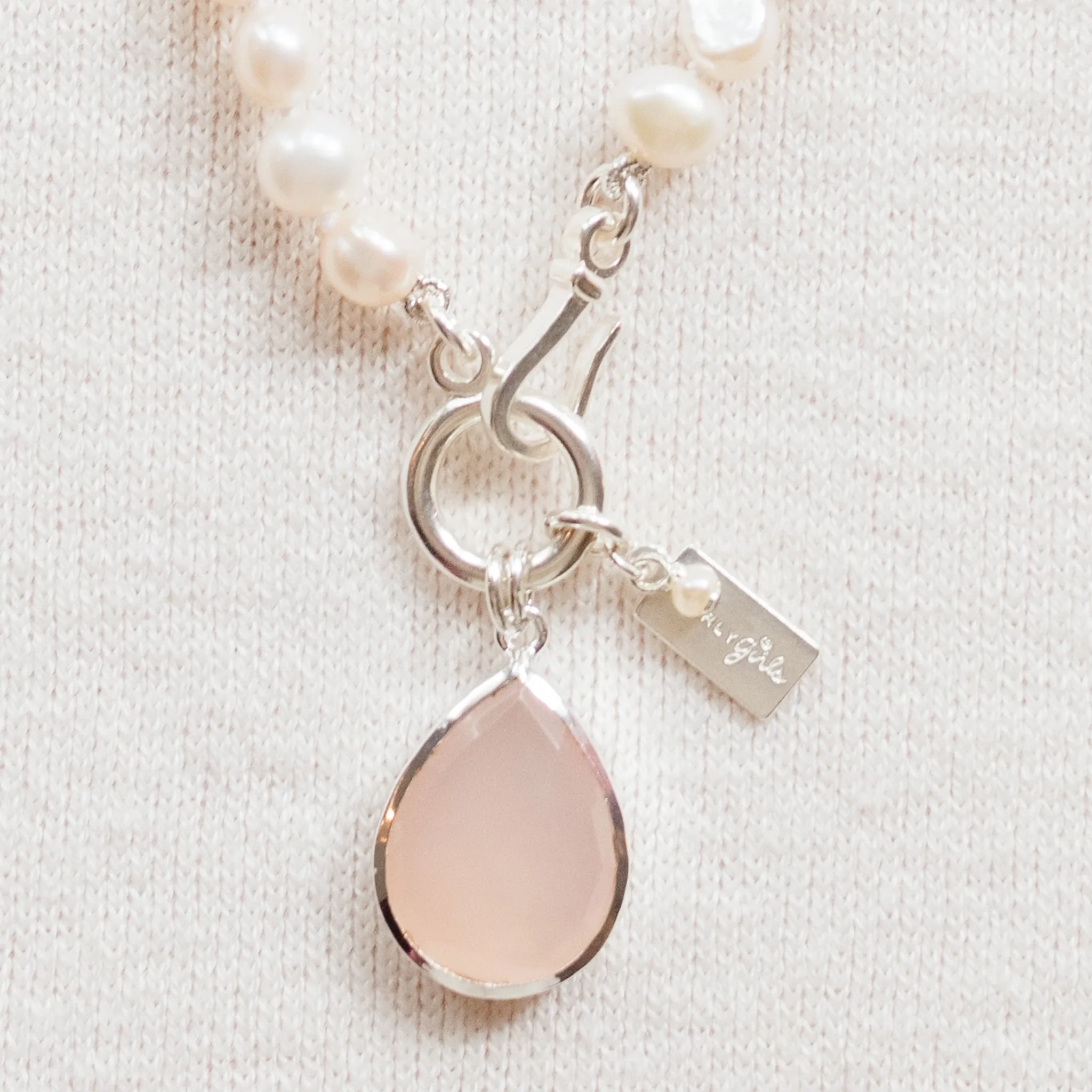 Margaret Pearl Necklace | Freshwater Pearls with Radiant Chalcedony Pendant | By Pearly Girls